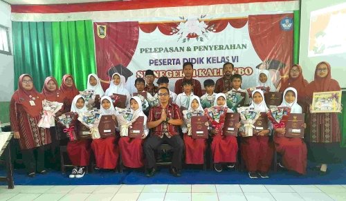 Suasana Haru dan Gembira Iringi Pelepasan Siswa-Siswi Kelas 6 SD Negeri 1 Kalikebo Tahun Ajaran 2024/2025